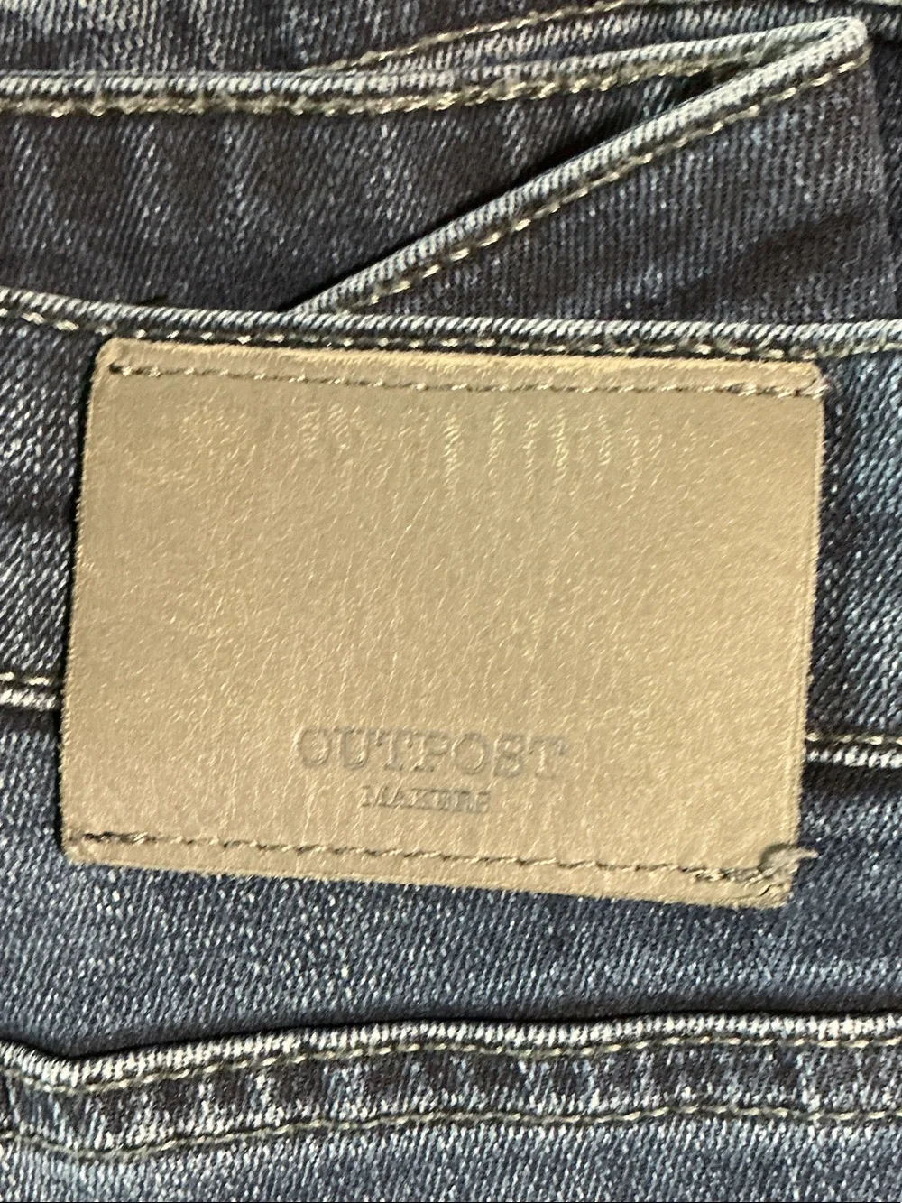 Buckle Outpost Dark Wash Stretch Mid Rise Bootcut Denim Blue Jeans 30 x 32